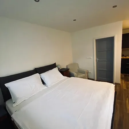 Ginko I Bed and Breakfast 3*